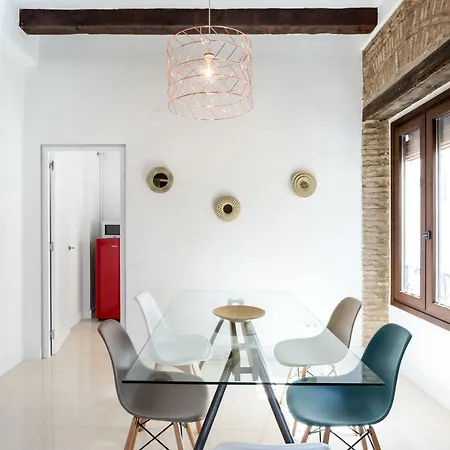 Almazen Apartamentos, Arrayan 23 * Siviglia