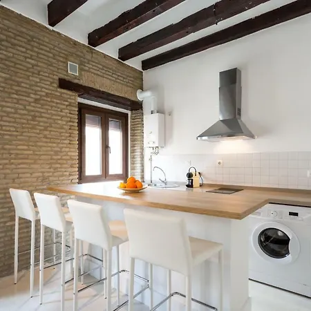 Almazen Apartamentos, Arrayan 23 *