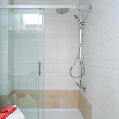 Almazen Apartamentos, Arrayan 23 *