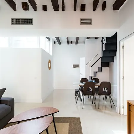 Almazen Apartamentos, Arrayan 23 إشبيلية