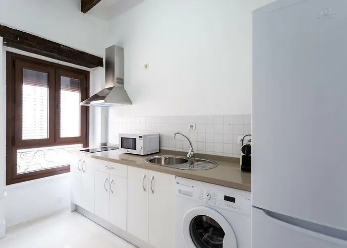 Almazen Apartamentos, Arrayan 23 *